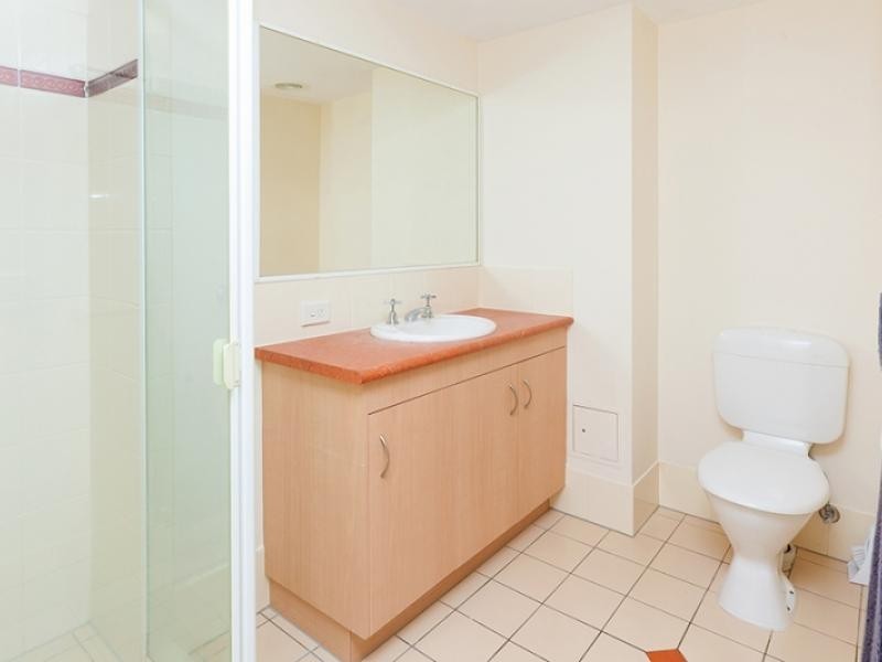 52 NEWSTEAD TERRACE, Newstead QLD 4006