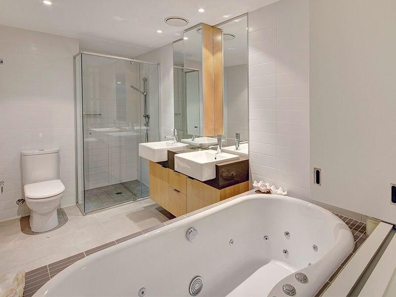 10 Pidgeon Close, West End QLD 4101