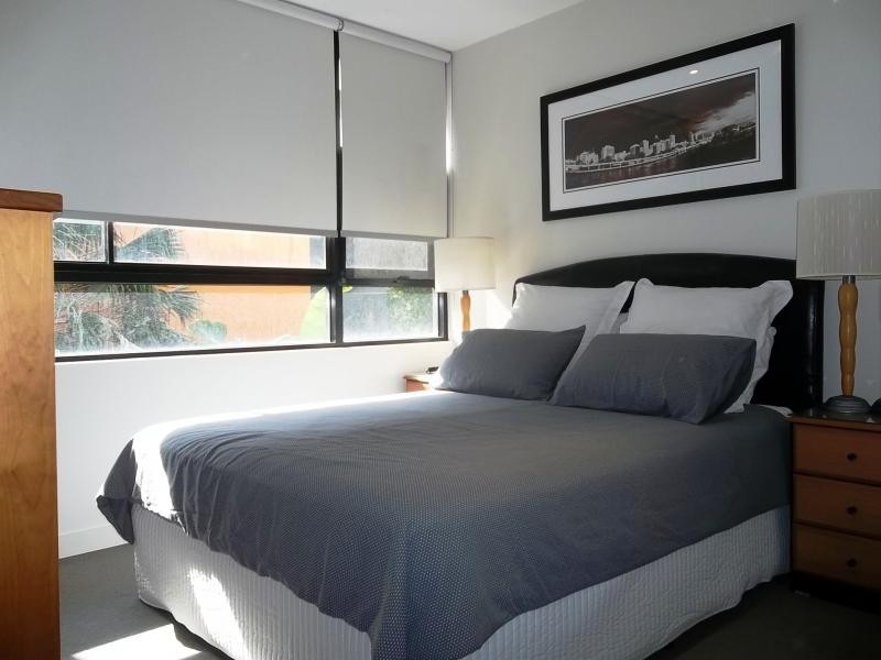 10 Pidgeon Close, West End QLD 4101