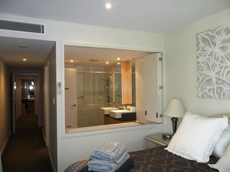 10 Pidgeon Close, West End QLD 4101