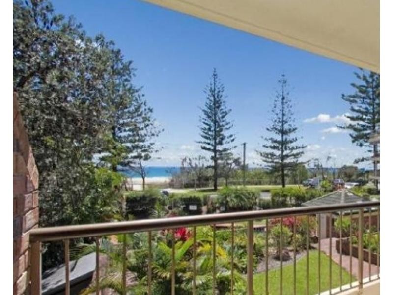 Bilinga QLD 4225