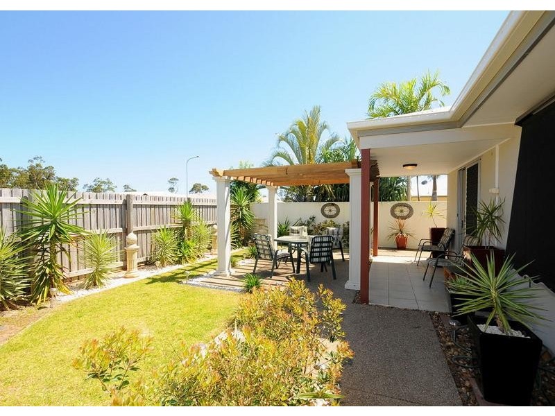 230 Pulgul St, Urangan QLD 4655