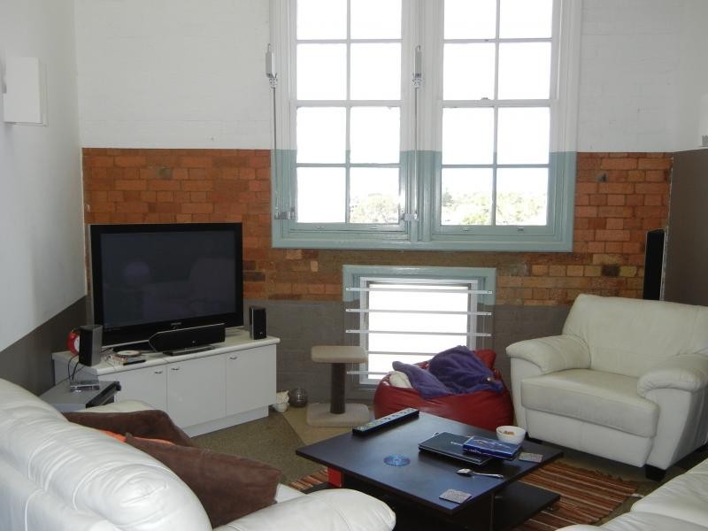 8 Skyring Terrace, Teneriffe QLD 4005