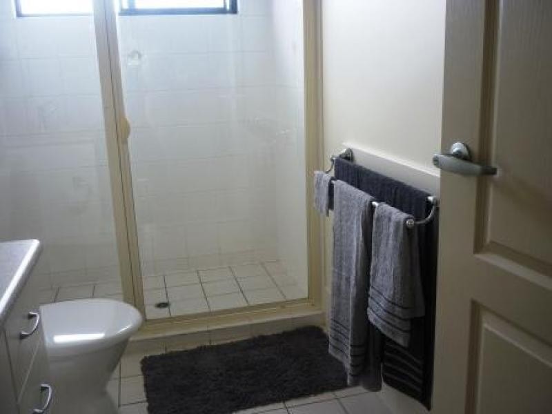 56-58 Main St, Pialba QLD 4655