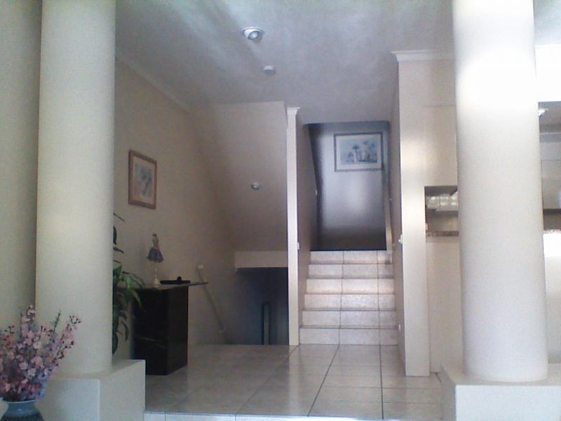 125 Santa Cruz Blvd, Clear Island Waters QLD 4226