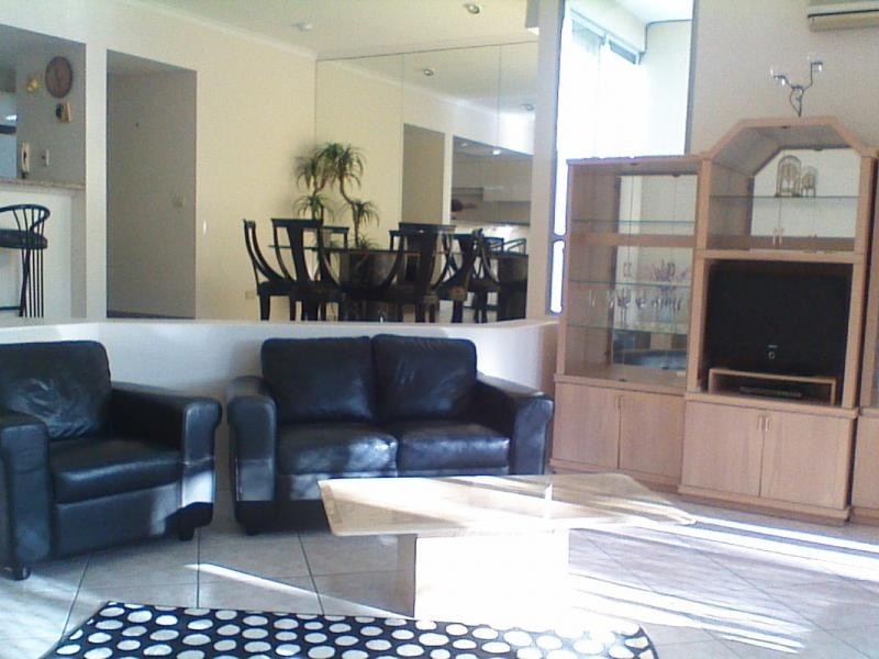 125 Santa Cruz Blvd, Clear Island Waters QLD 4226