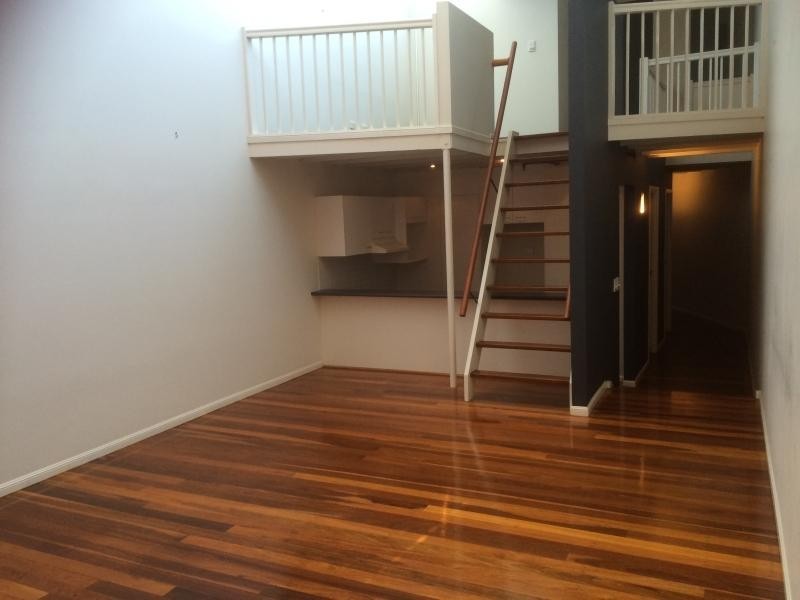 241 Arthur Street, Teneriffe QLD 4005