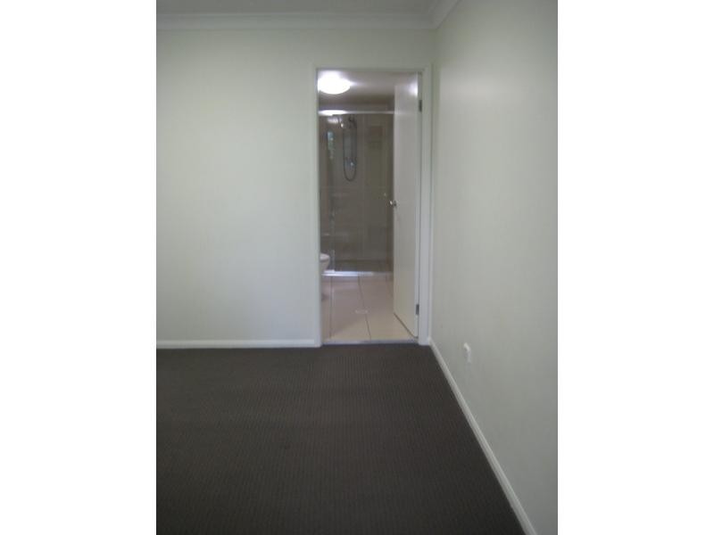 35 Hamilton Road, Moorooka QLD 4105