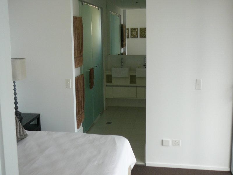 330 Macrossan Street, Brisbane QLD 4000