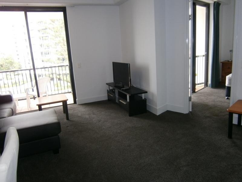 32 Surf Parade, Broadbeach QLD 4218