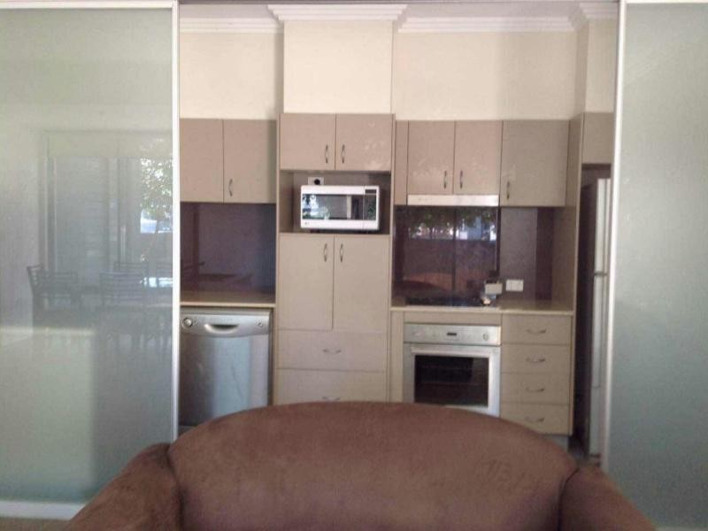 45 Bundall Rd, Surfers Paradise QLD 4217