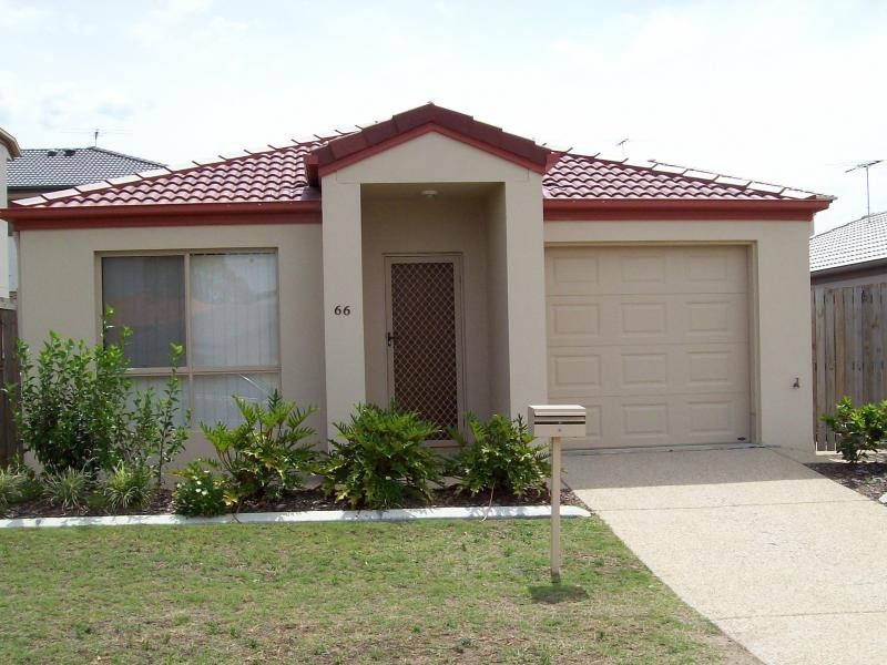 66 Johnston Street, Carina QLD 4152