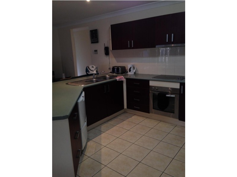 37 Morgan Road, Albany Creek QLD 4035