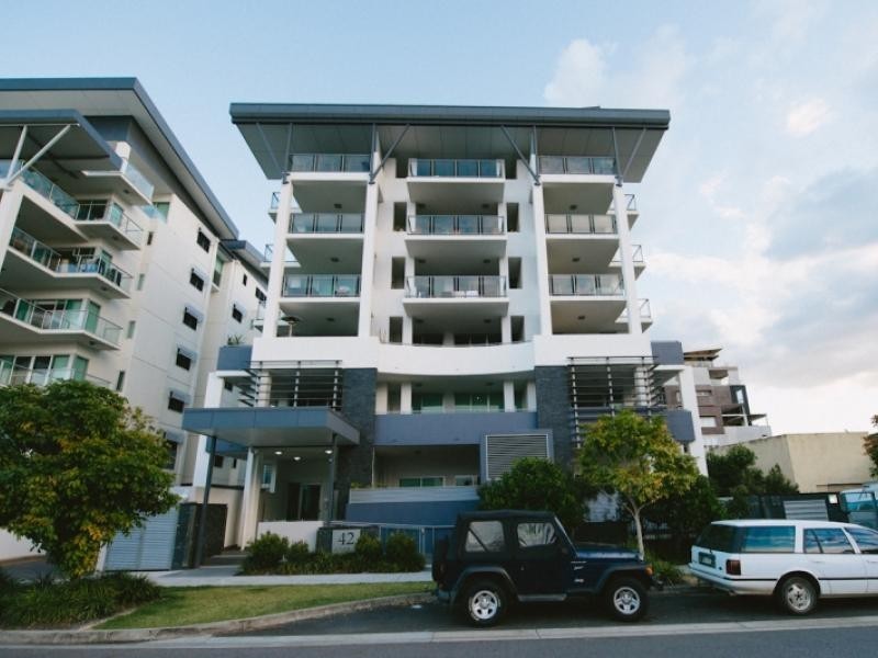 42 Ferry Rd, West End QLD 4101