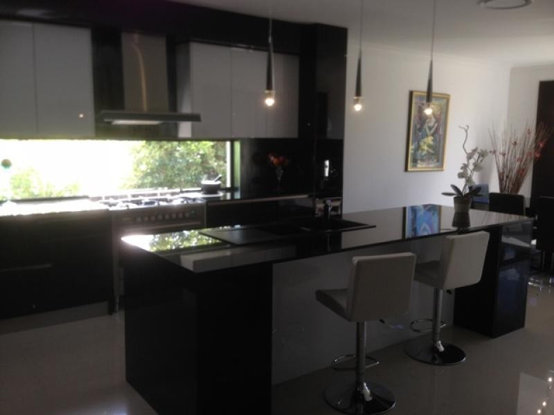 2 Summer Hill Cres, Maudsland QLD 4210