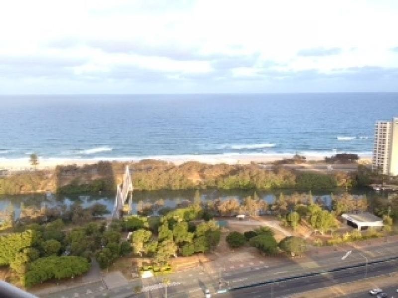 12 Commodore drive, Paradise Waters QLD 4217