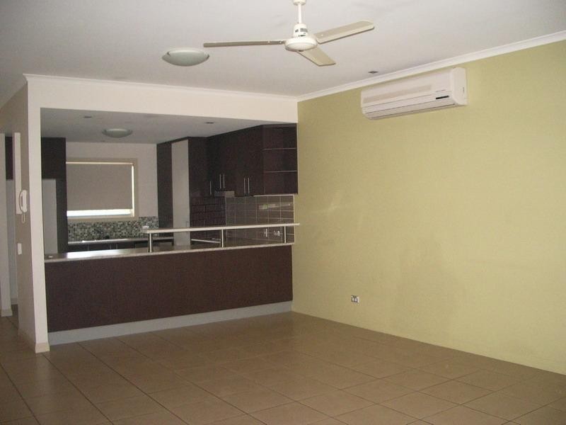 230 Pulgul St, Urangan QLD 4655