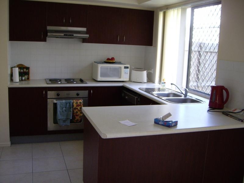 32 Johnston Street, Carina QLD 4152