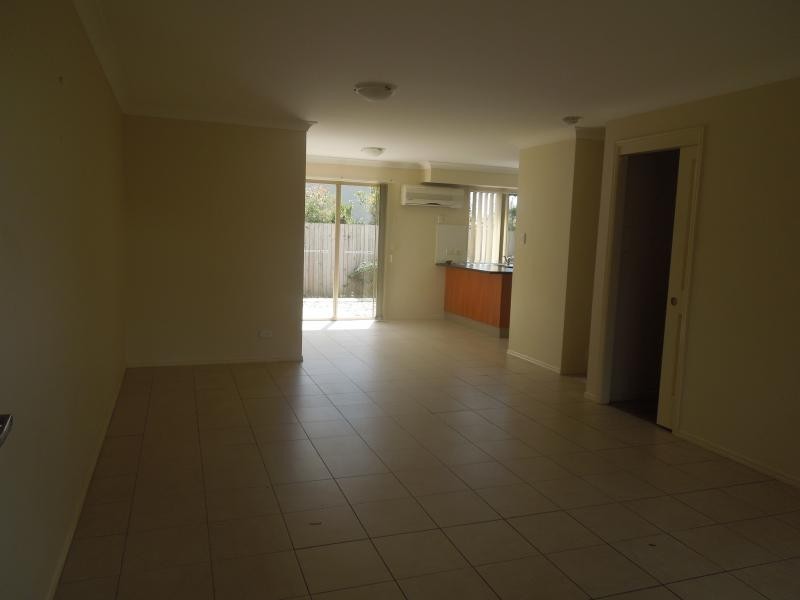 19 Johnston Street, Carina QLD 4152