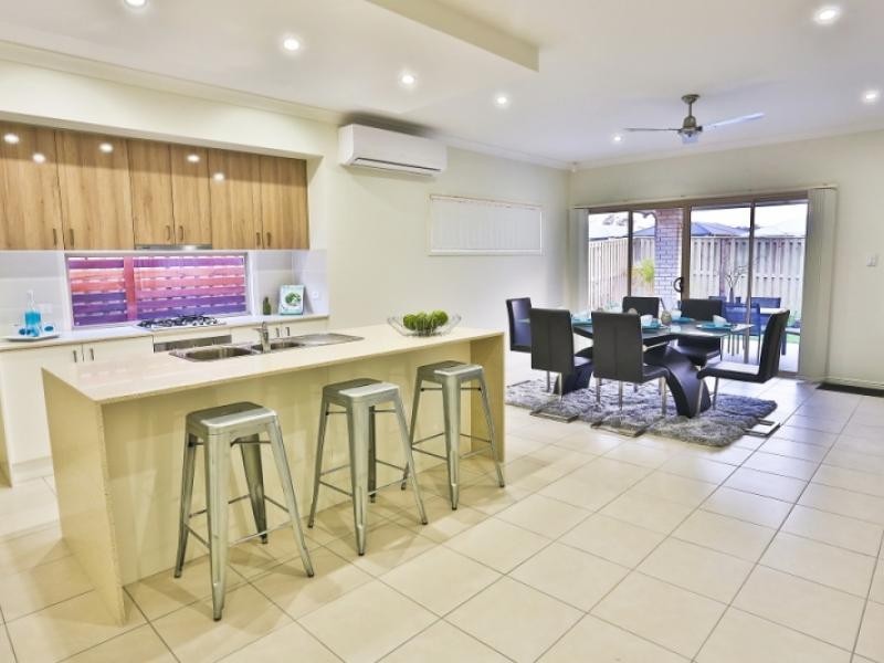 120 Alawoona Street, Redbank Plains QLD 4301