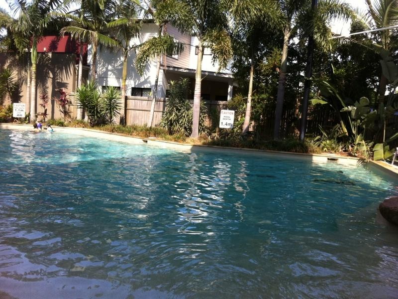 16 Surbiton Court, Carindale QLD 4152