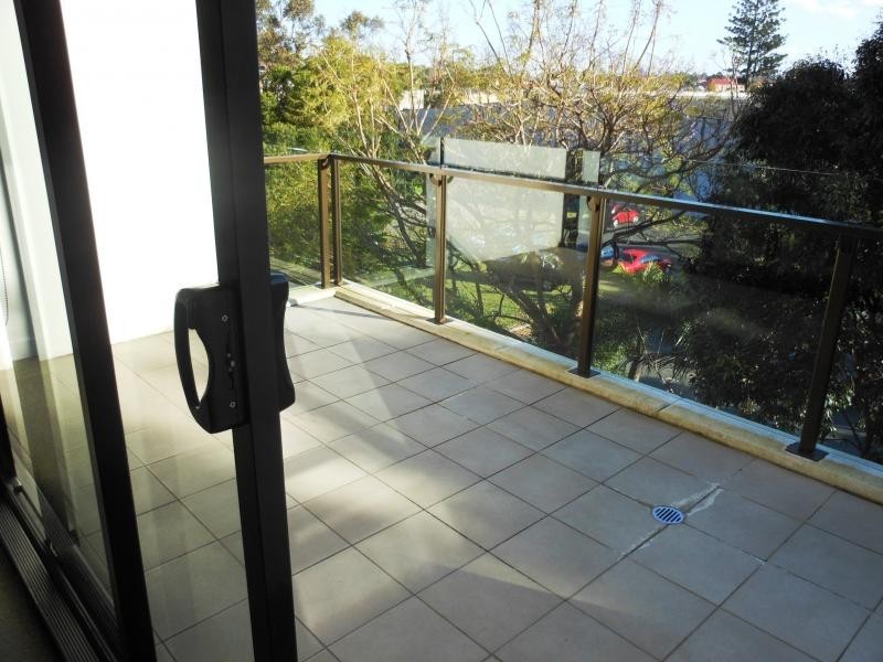 10 Pidgeon Close, West End QLD 4101