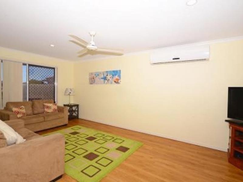 10 Isis Crt, Eli Waters QLD 4655