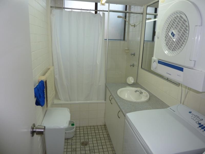 40 Murev Way, Carrara QLD 4211