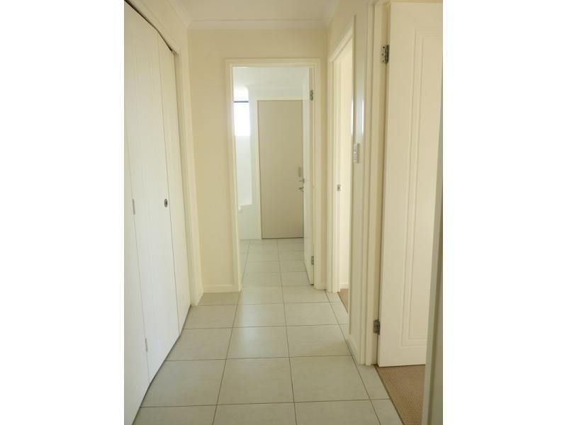 6-24 Henry Street, West End QLD 4810