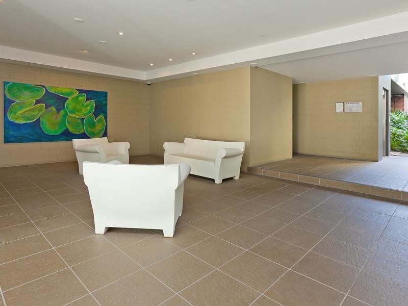 21 MILES STREET, Clayfield QLD 4011