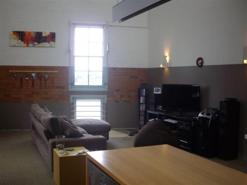 8 Skyring Terrace, Teneriffe QLD 4005