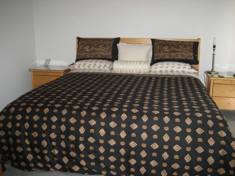 16 Surbiton Court, Carindale QLD 4152