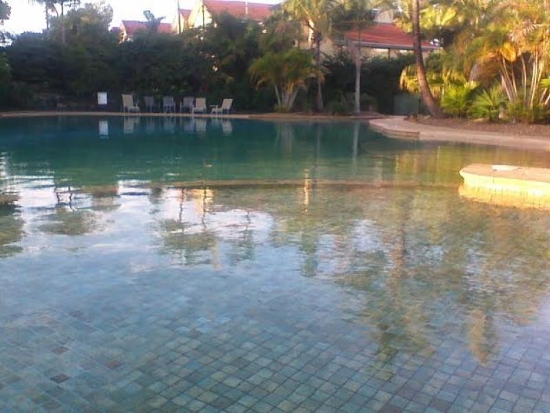 125 Santa Cruz Blvd, Clear Island Waters QLD 4226