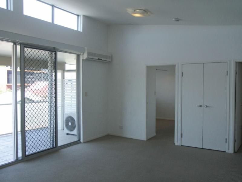 16 WREN STREET, Bowen Hills QLD 4006