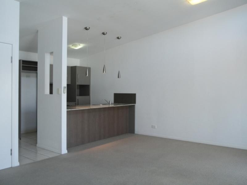 16 WREN STREET, Bowen Hills QLD 4006