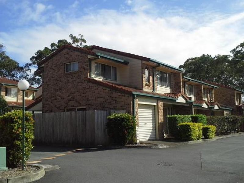 10 Adrian Place, Wishart QLD 4122