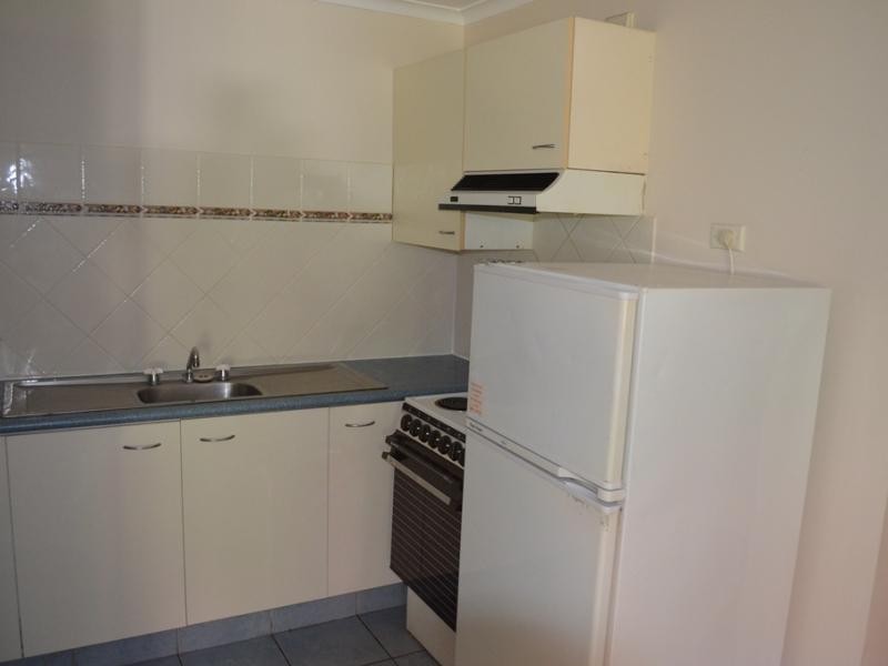 38 Enderley Ave, Surfers Paradise QLD 4217