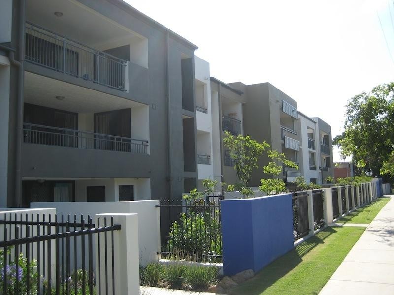 35 Hamilton Road, Moorooka QLD 4105