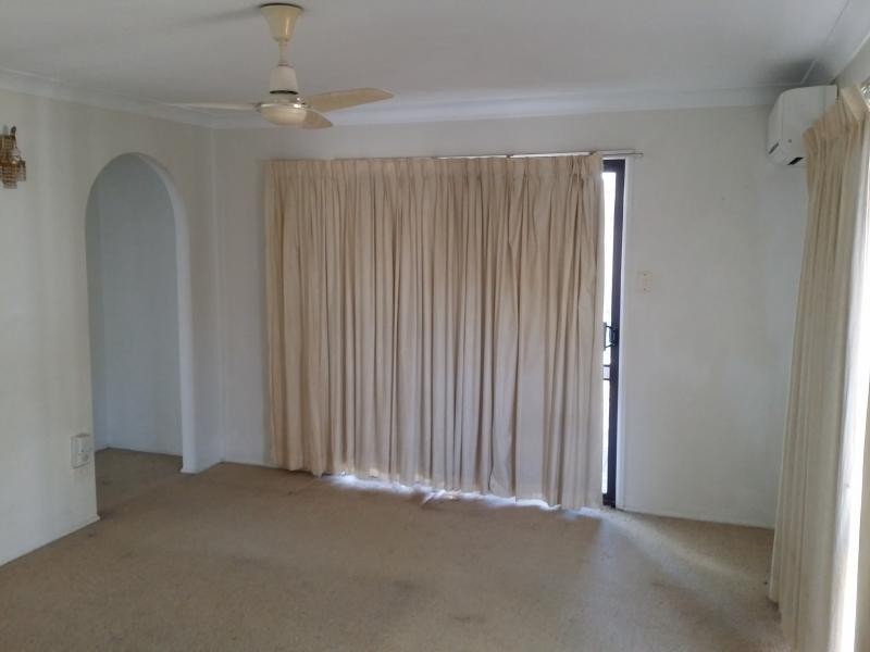 35 JANDA STREET, Robertson QLD 4109