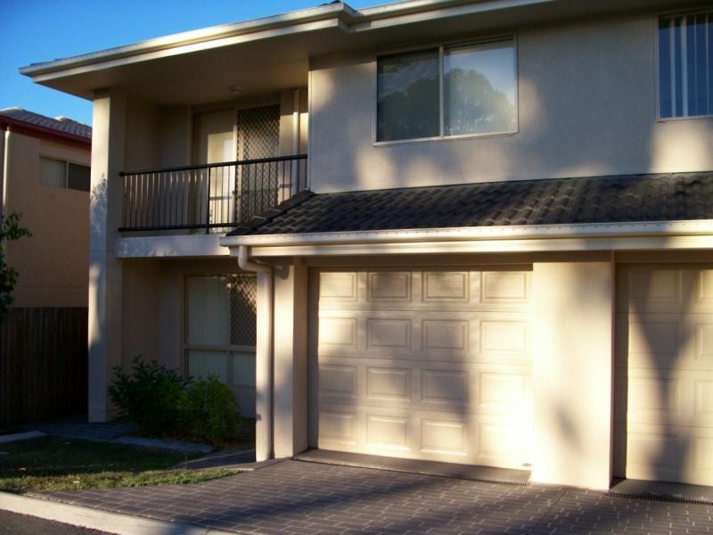 9 Johnston Street, Carina QLD 4152