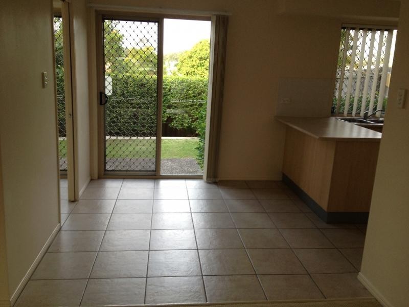 9 Johnston Street, Carina QLD 4152