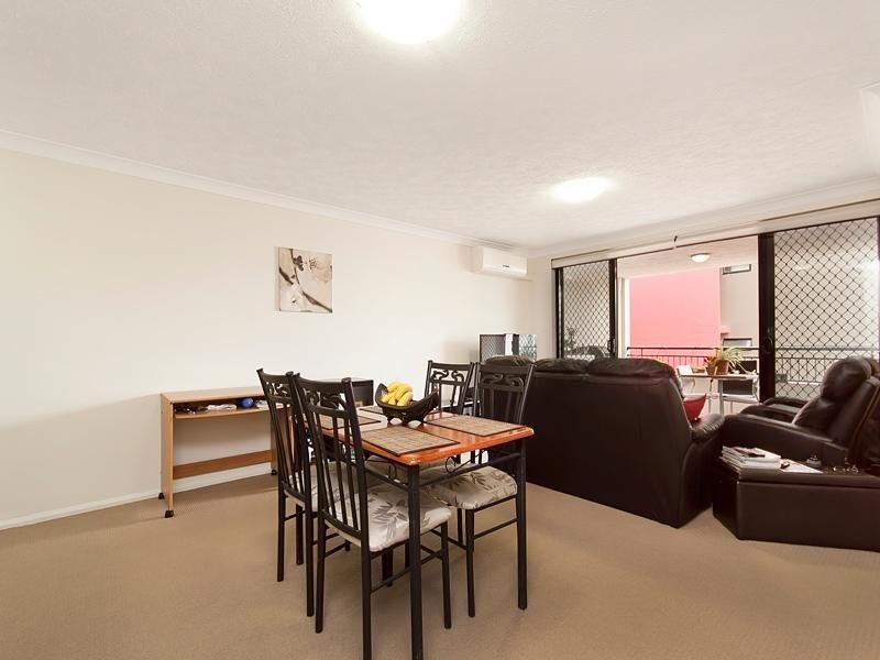 35 Hamilton Road, Moorooka QLD 4105