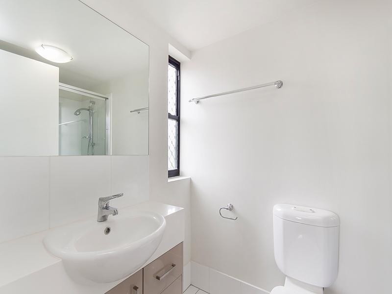 35 Hamilton Road, Moorooka QLD 4105