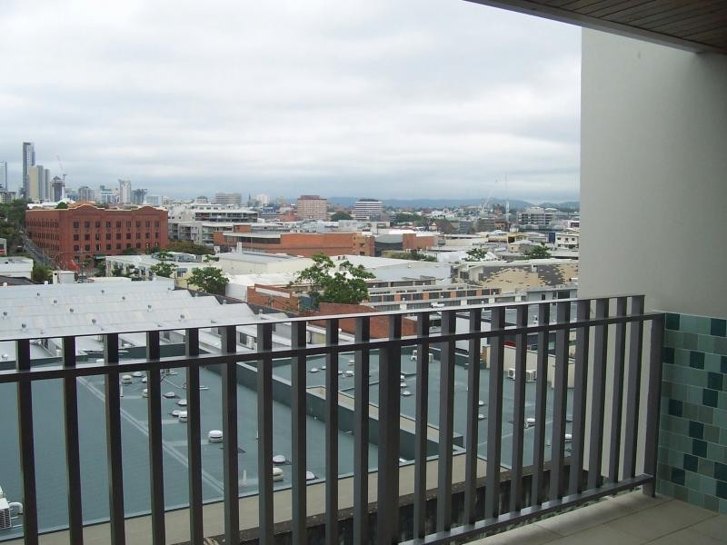 8 Skyring Terrace, Teneriffe QLD 4005