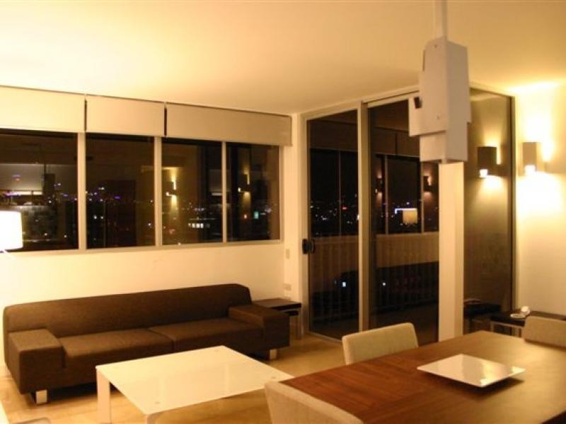 8 Skyring Terrace, Teneriffe QLD 4005