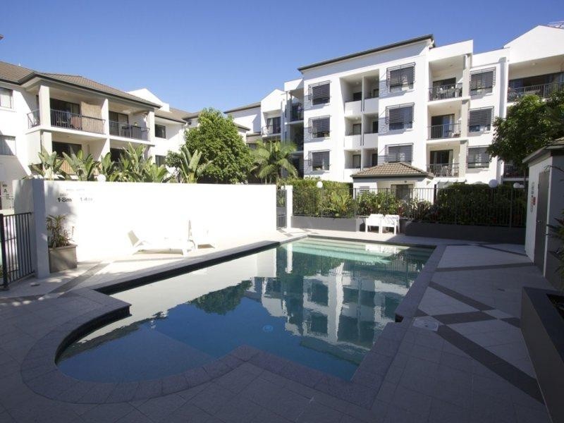 52 NEWSTEAD TERRACE, Newstead QLD 4006