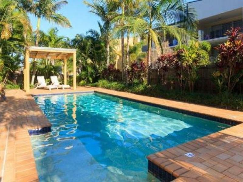 8 Mascar St, Upper Mount Gravatt QLD 4122