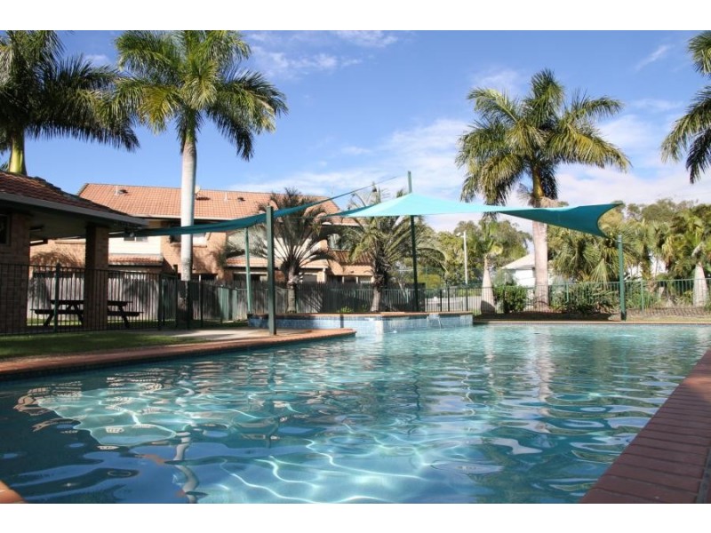 643 Pine Ridge Road, Biggera Waters QLD 4216