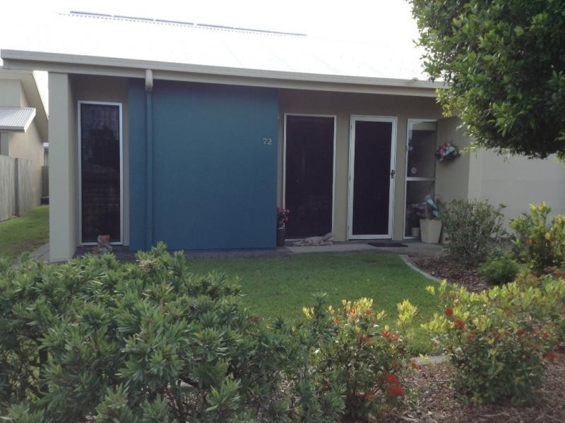 2 Grand Parade, Kawana Island QLD 4575