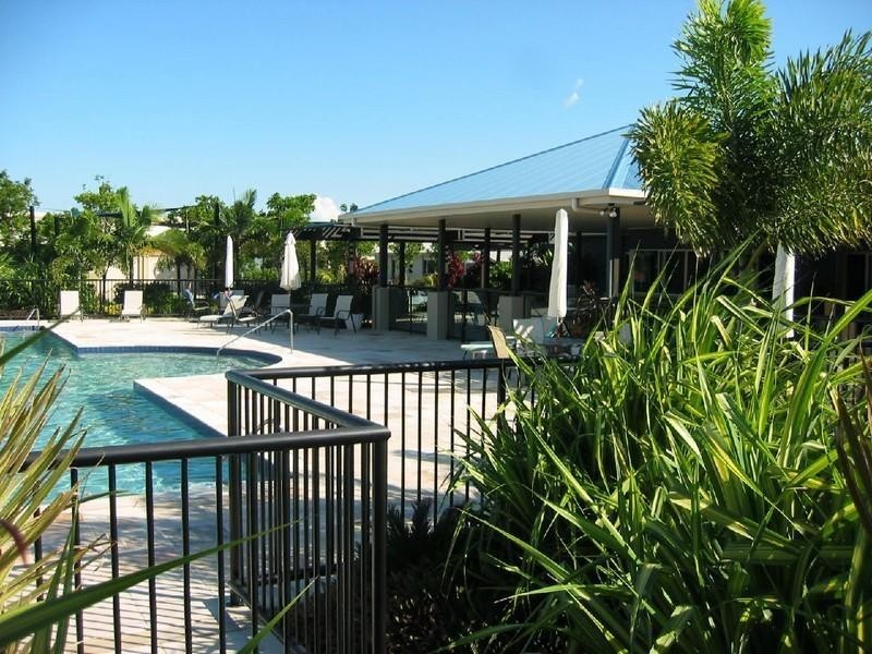 2 Grand Parade, Kawana Island QLD 4575